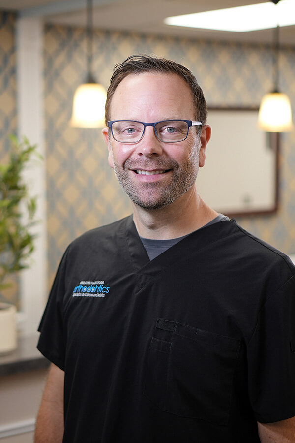 Dr. Edward Cos - Hartford Orthodontist